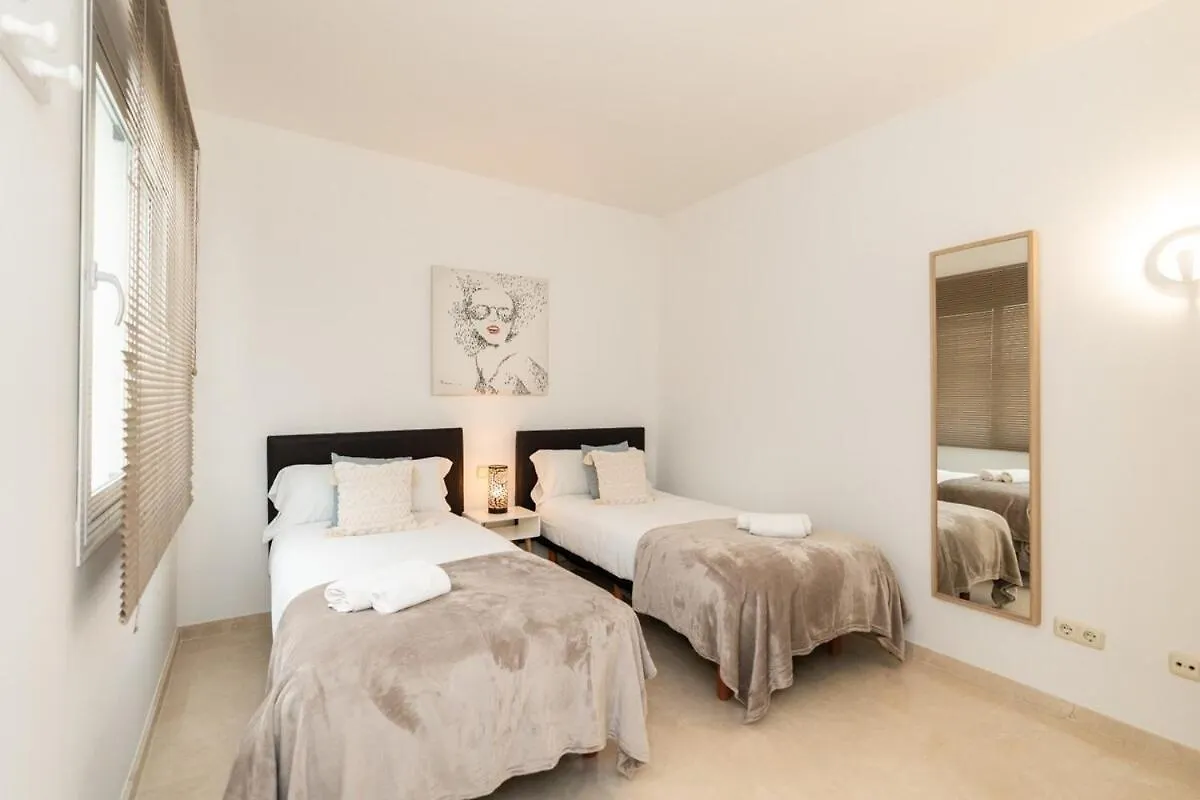 Al-704 Estepona - Apartment - Alcazaba Lagoon